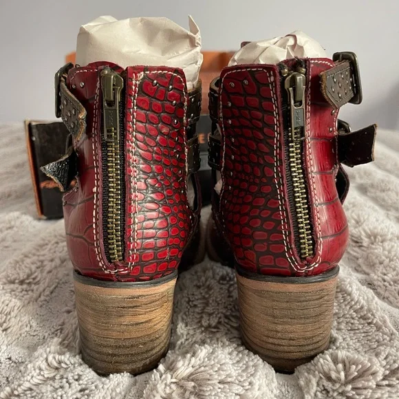 Freebird Red Croco Saphire Ankle Booties size 8 - Picture 4 of 9